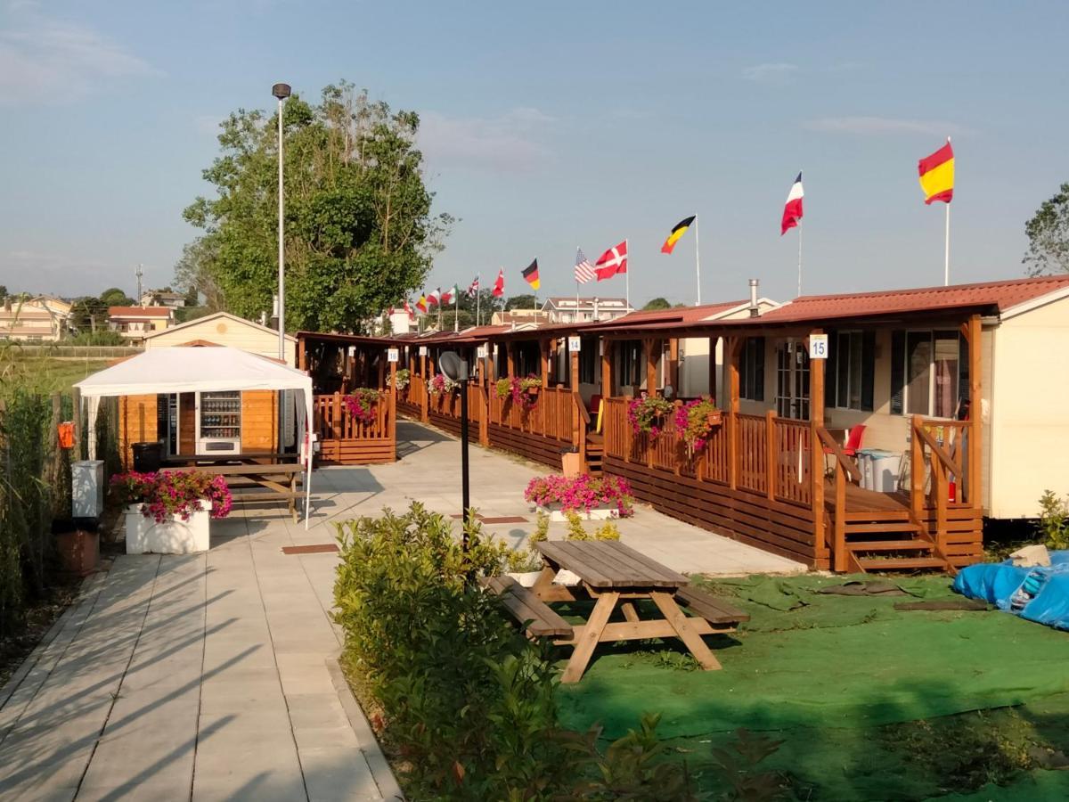Villaggio Degli Angeli Scerne Pineto מראה חיצוני תמונה