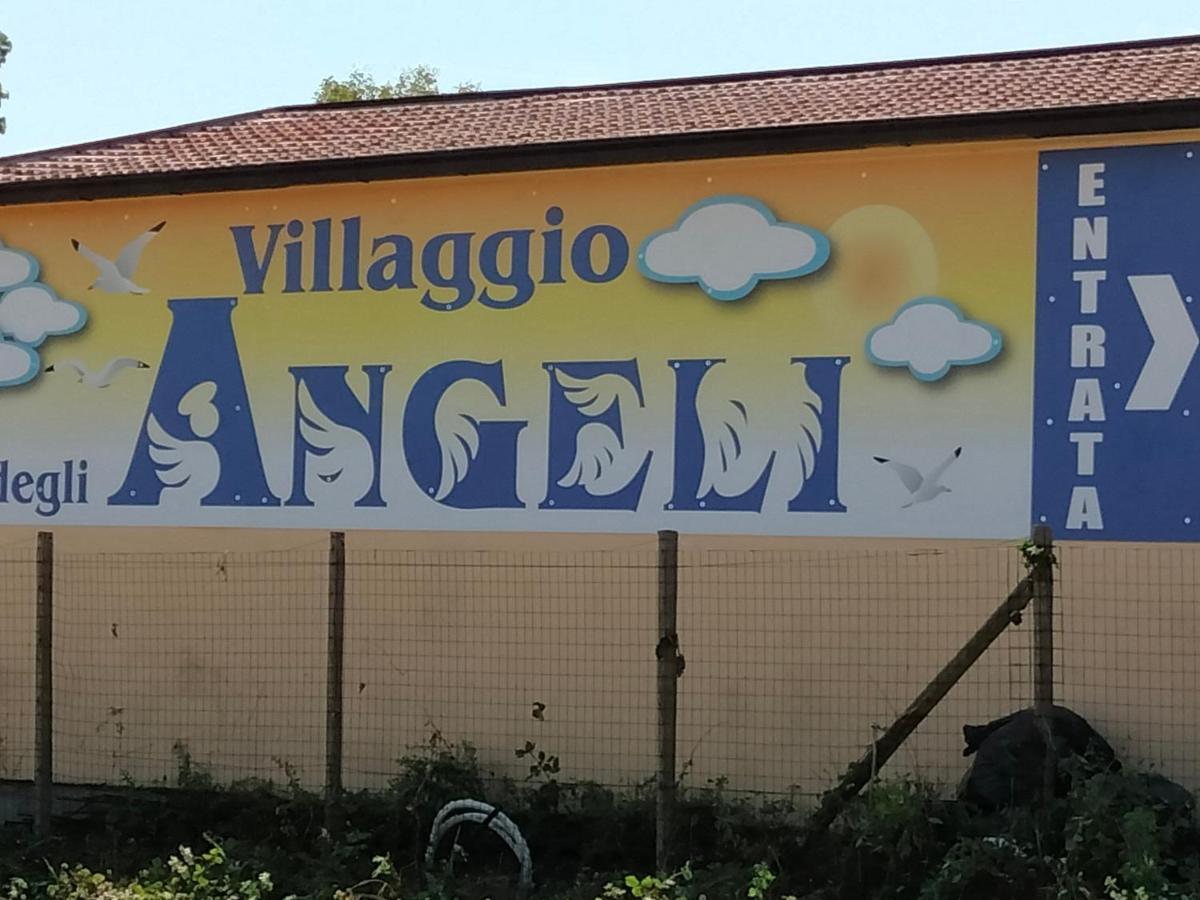 Villaggio Degli Angeli Scerne Pineto מראה חיצוני תמונה